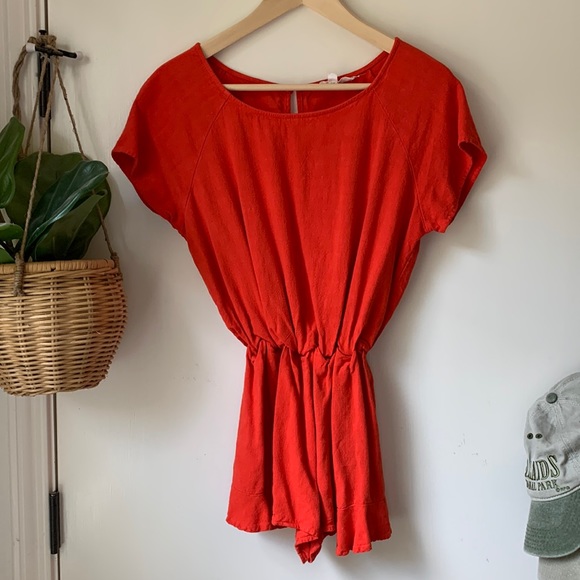 Red Linen Romper - Picture 1 of 2